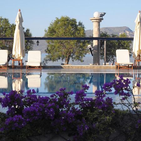 Lagada Beach Hotel Adámasz Kültér fotó