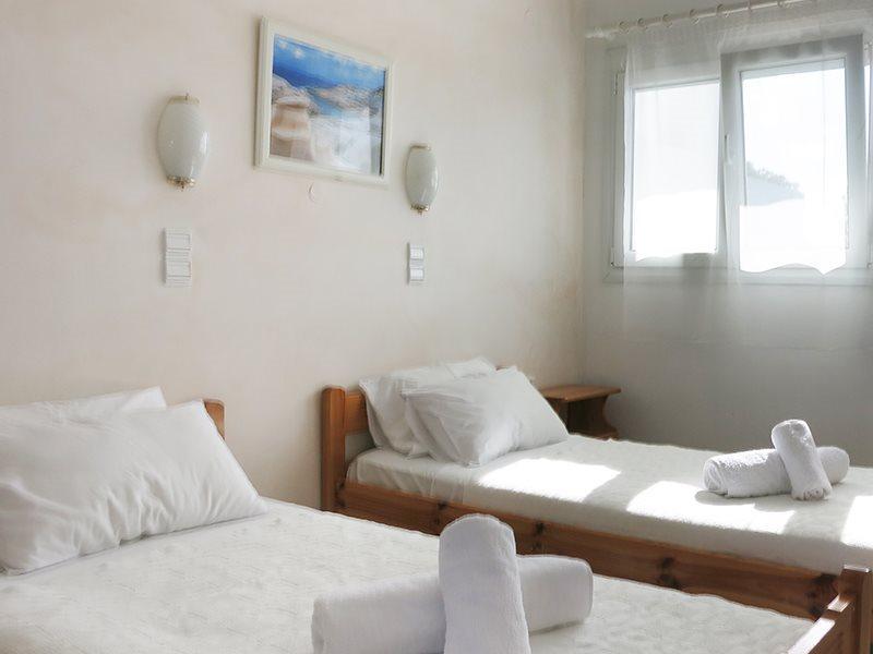 Lagada Beach Hotel Adámasz Kültér fotó