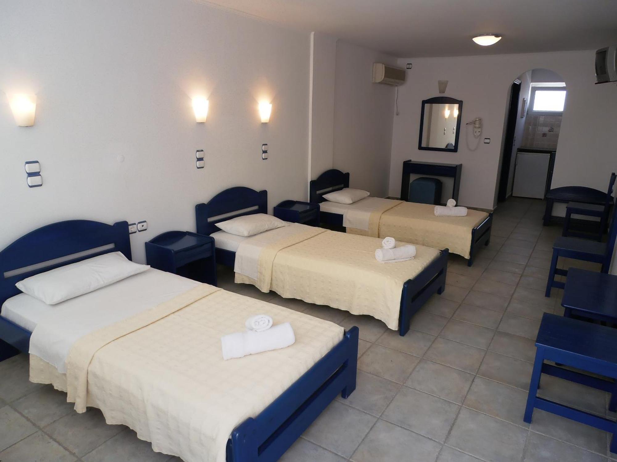 Lagada Beach Hotel Adámasz Kültér fotó
