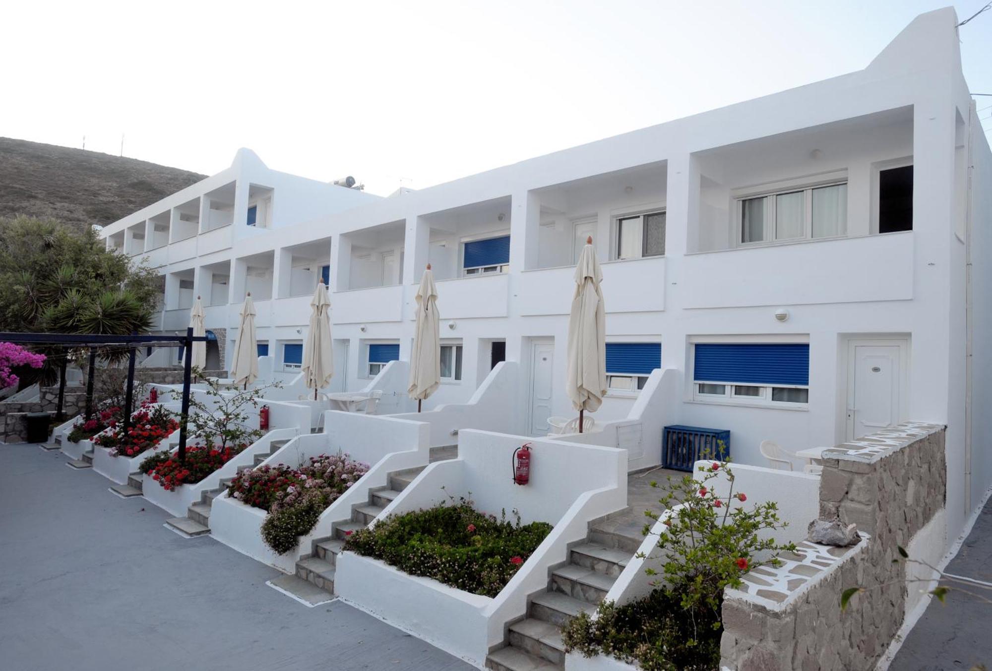 Lagada Beach Hotel Adámasz Kültér fotó