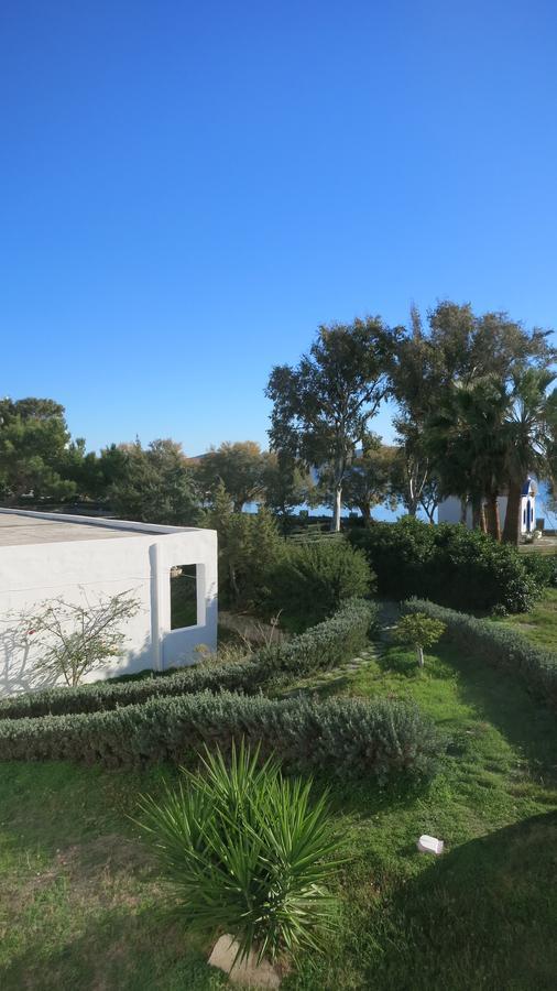Lagada Beach Hotel Adámasz Kültér fotó