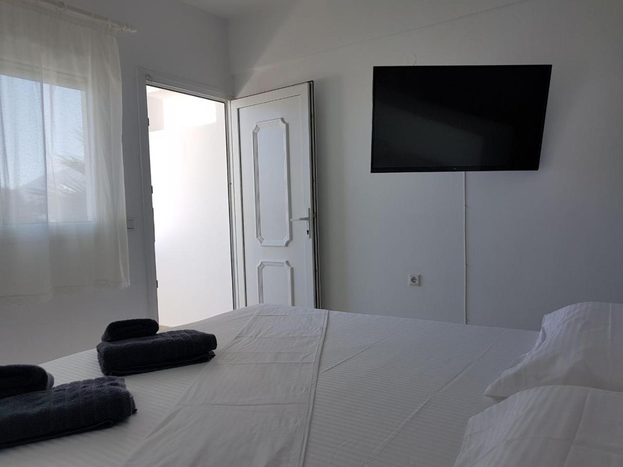 Lagada Beach Hotel Adámasz Kültér fotó