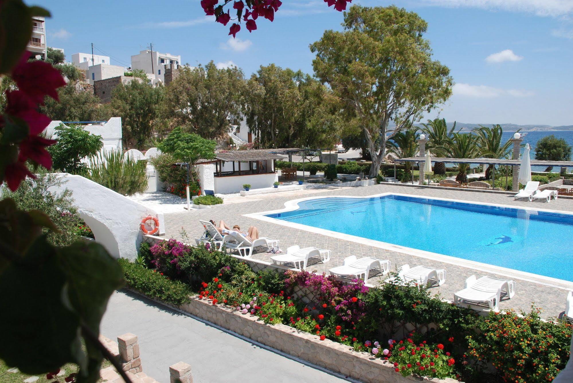 Lagada Beach Hotel Adámasz Kültér fotó
